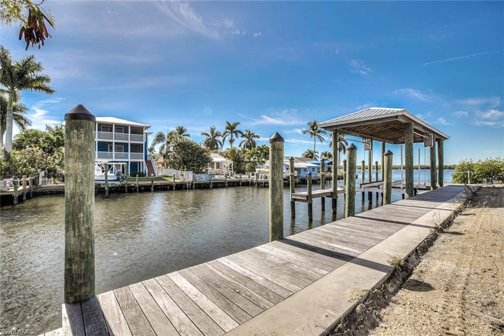 CROWS 2ND PLAT OF MATLACHA - Land