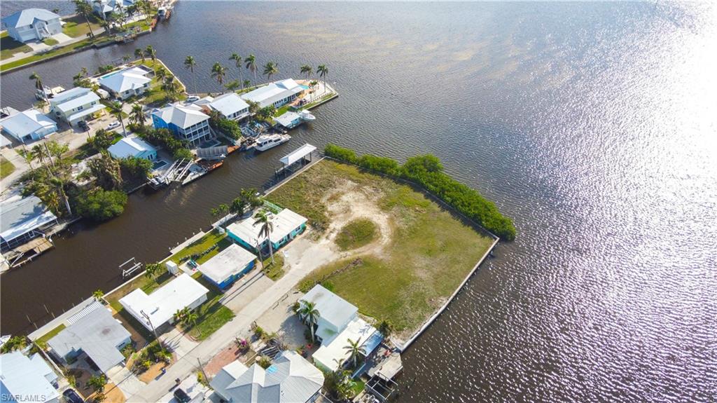 CROWS 2ND PLAT OF MATLACHA - Land