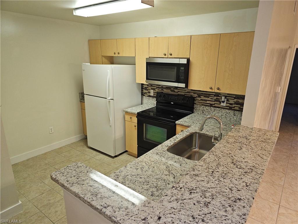 BELLASOL - Residential Lease