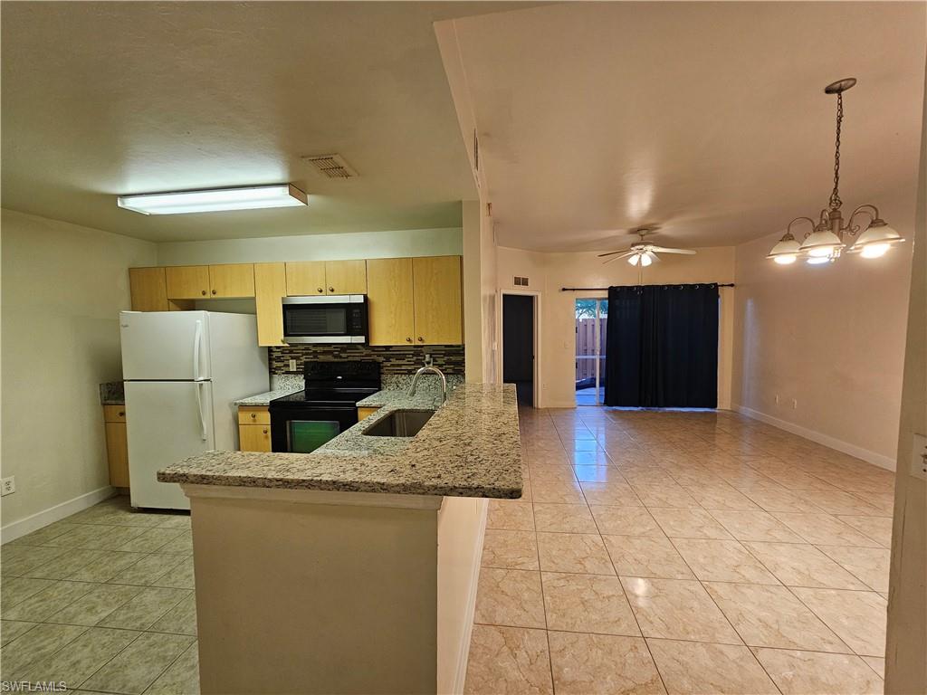 BELLASOL - Residential Lease