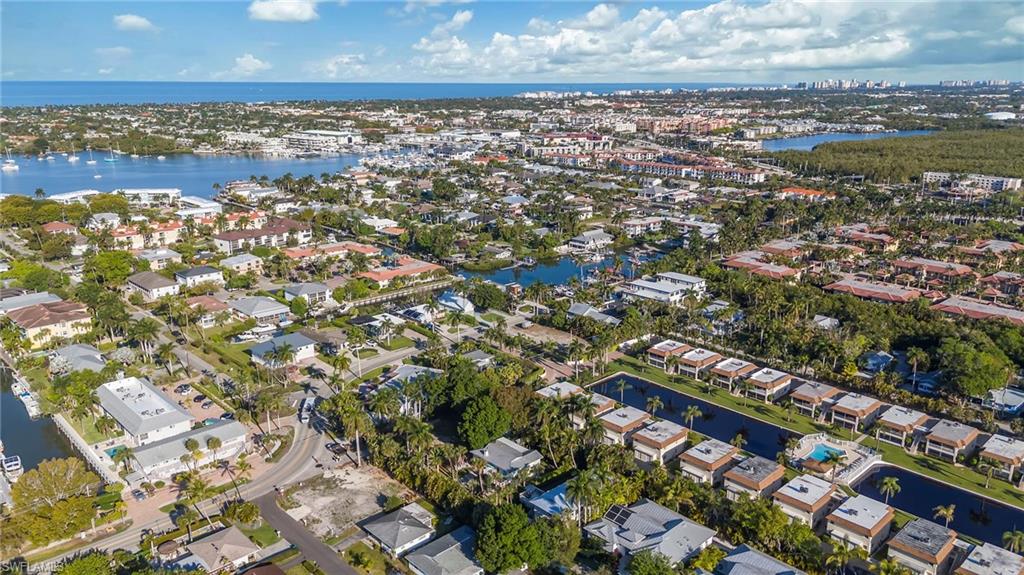 OYSTER BAY - Residential