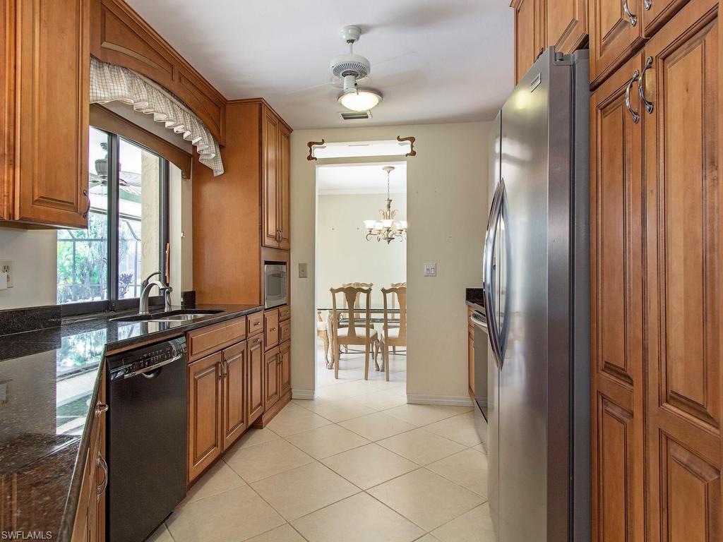 KINGS LAKE - Residential