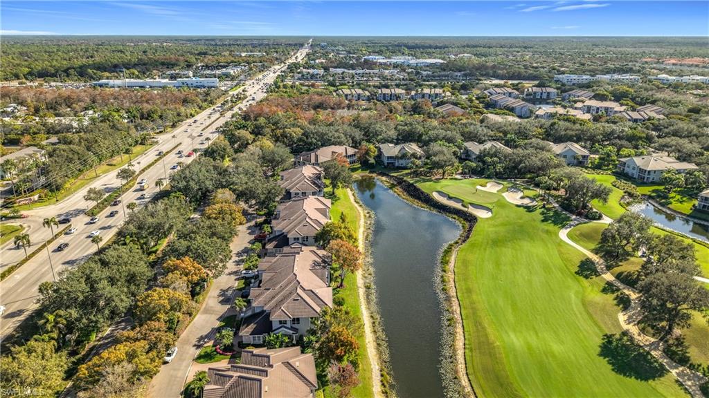 LANCASTER SQUARE - Residential