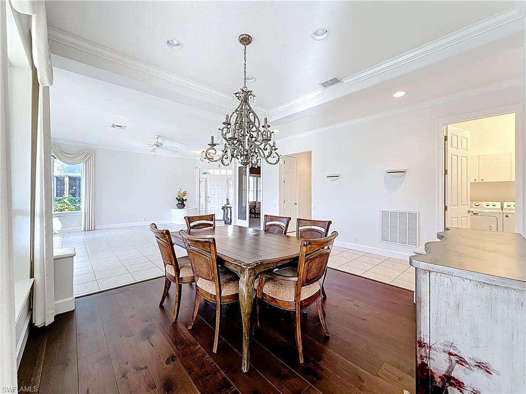 LANCASTER SQUARE - Residential