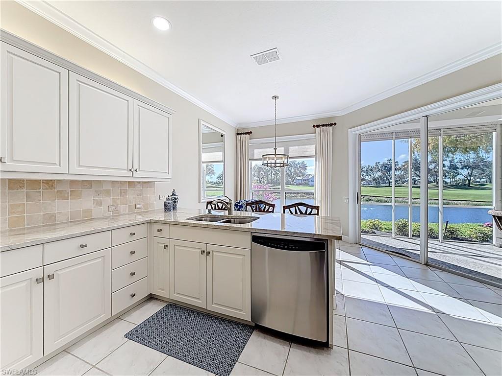 LANCASTER SQUARE - Residential