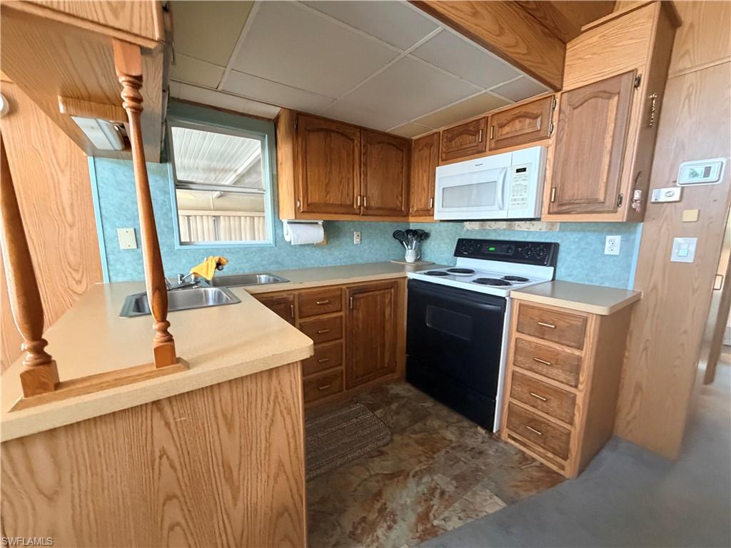 FOUNTAIN VIEW RV RESORT - Residential