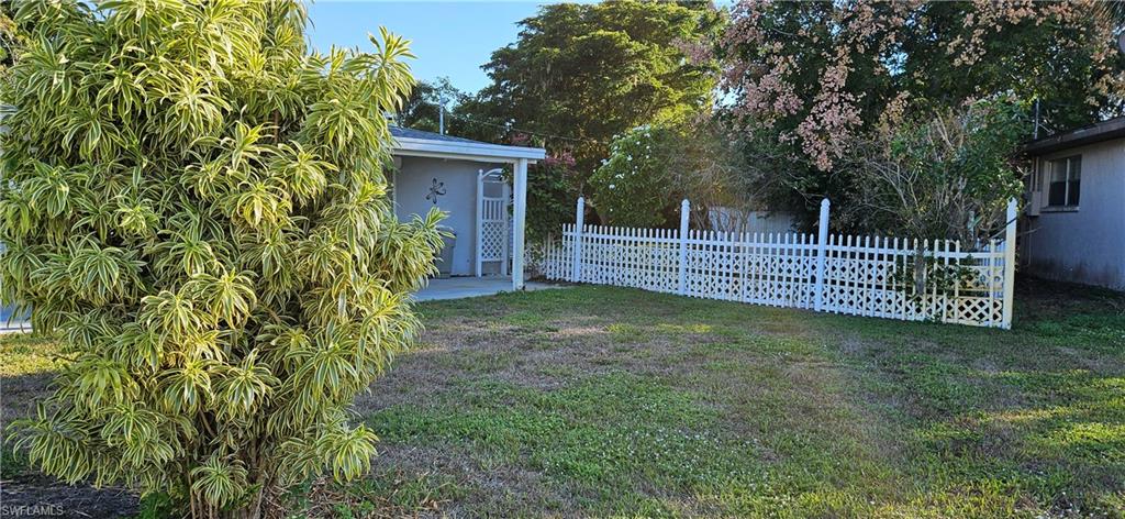 SAN CARLOS PARK - Residential