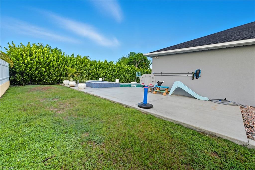 BONITA SPRINGS - Residential