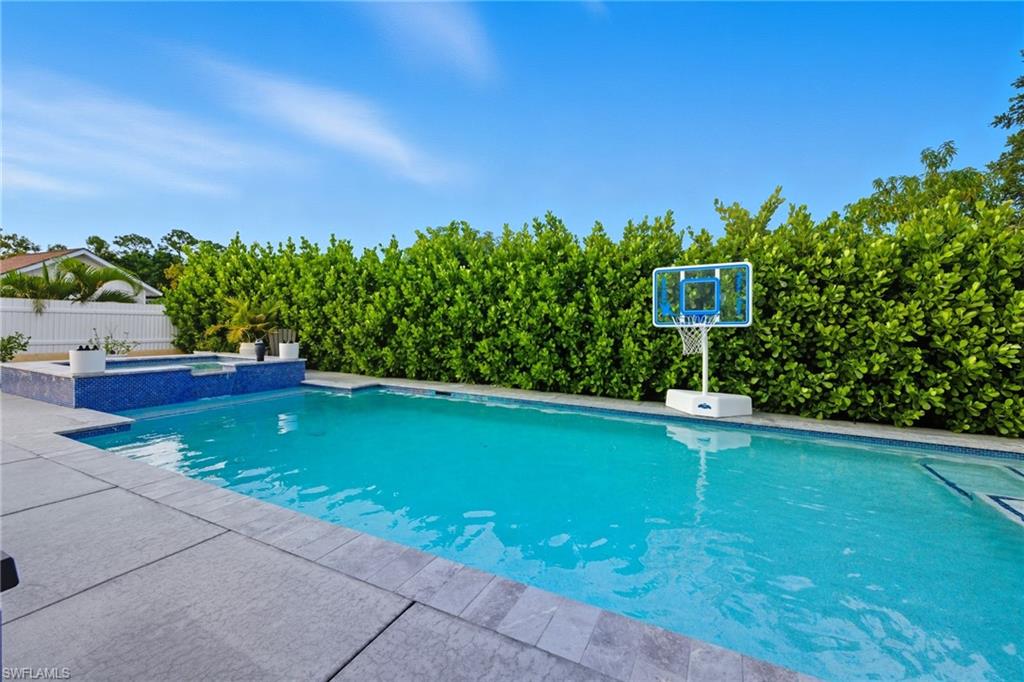 BONITA SPRINGS - Residential