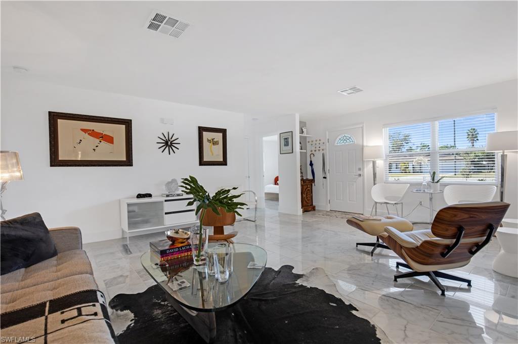 SAN CARLOS PARK - Residential