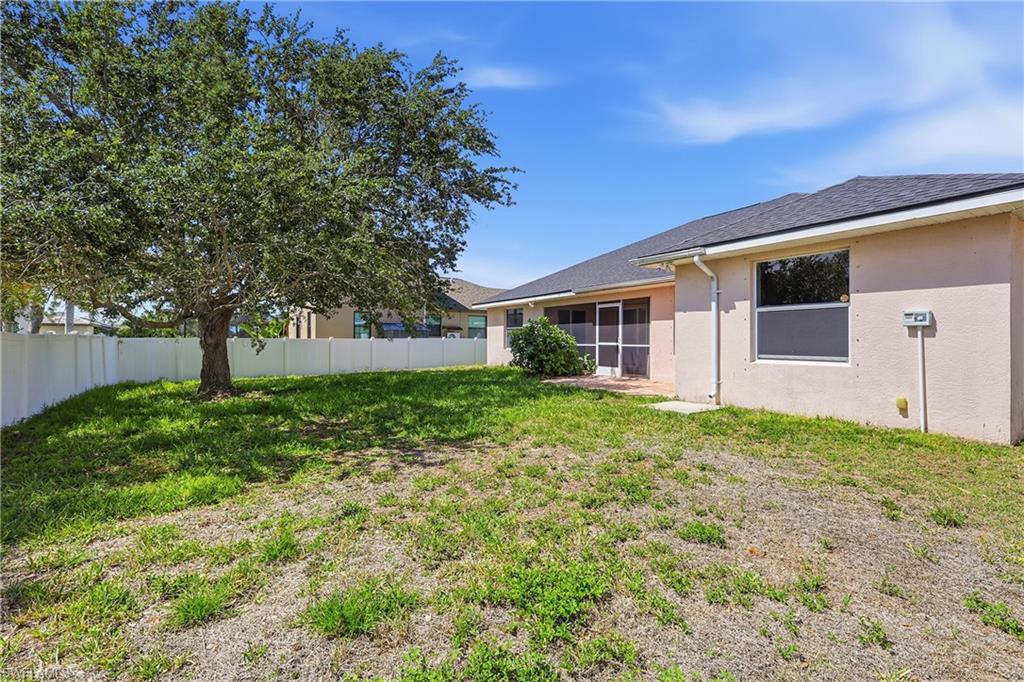 CAPE CORAL - Residential