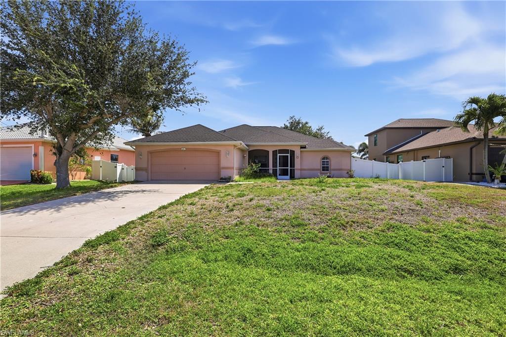 CAPE CORAL - Residential