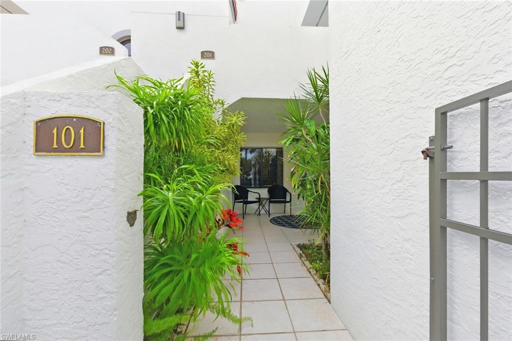 BEACHWALK GARDENS - Residential