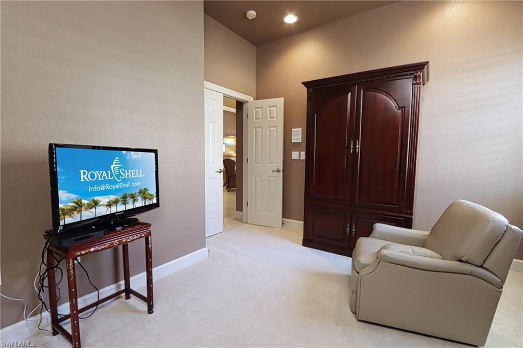 OAK STRAND - Residential Lease