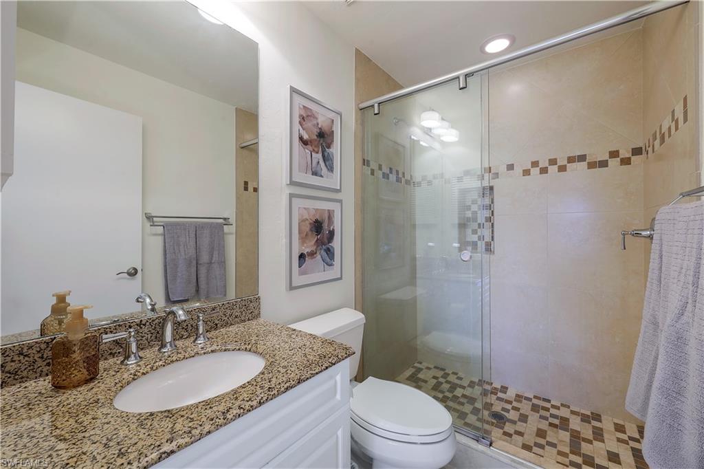 COURT OF PALMS - Residential