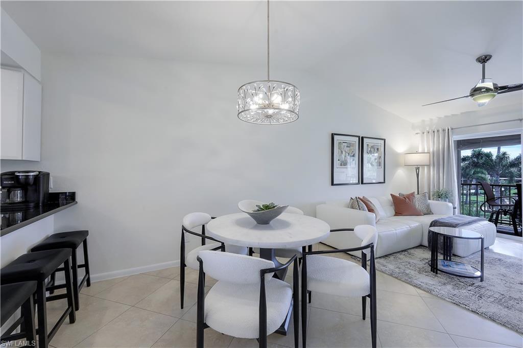 COURT OF PALMS - Residential