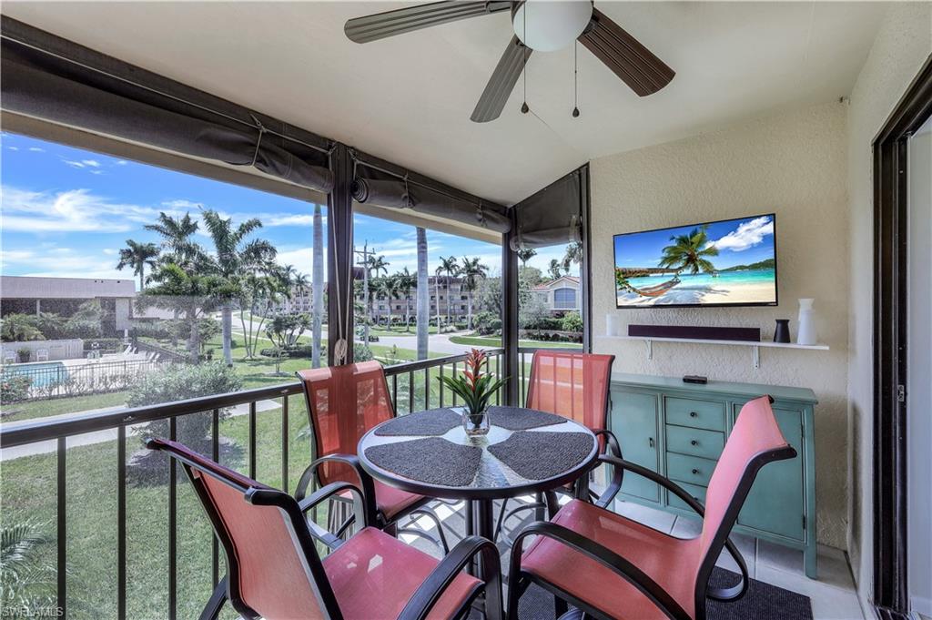 COURT OF PALMS - Residential