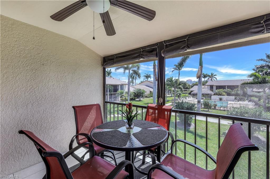 COURT OF PALMS - Residential