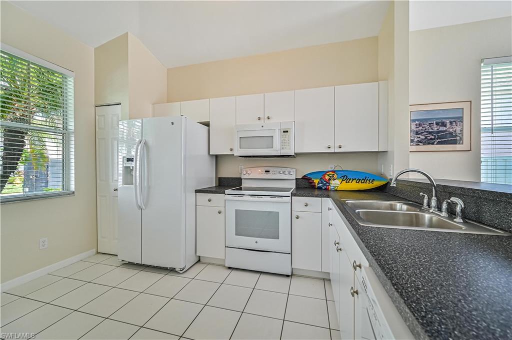 FOREST LAKE TOWNHOMES - Residential