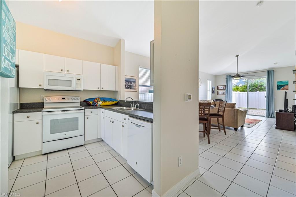 FOREST LAKE TOWNHOMES - Residential