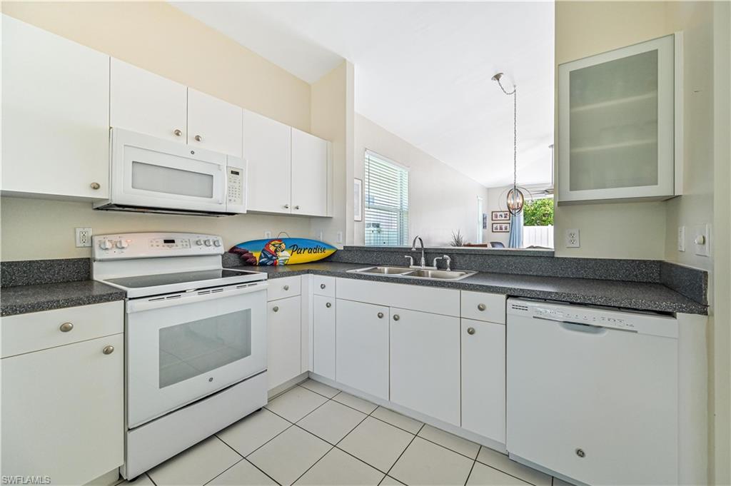 FOREST LAKE TOWNHOMES - Residential