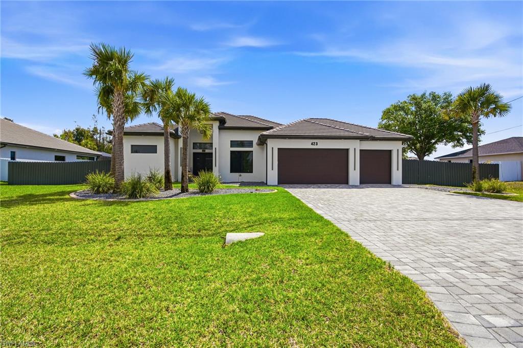 CAPE CORAL - Residential