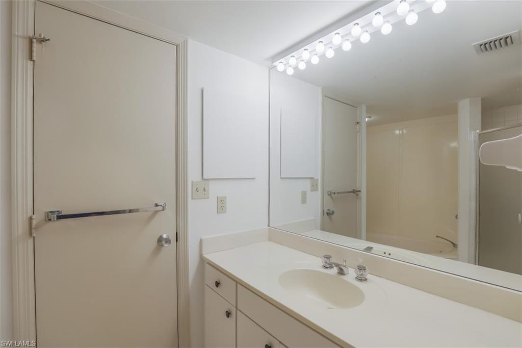 MERIDIAN CLUB - Residential