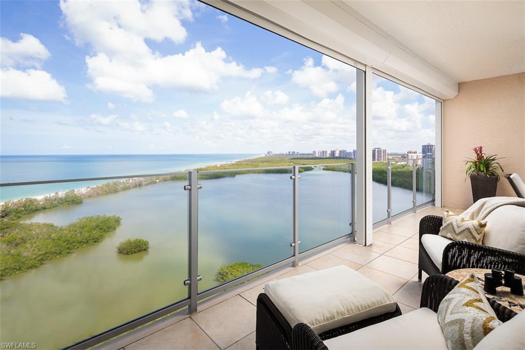 BAYPOINTE AT NAPLES CAY - Residential