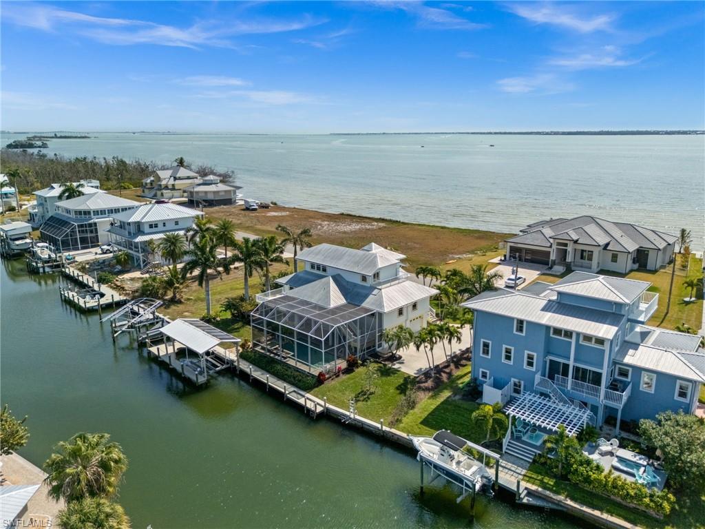 PINE ISLAND SHORES UNIT 11 - Residential