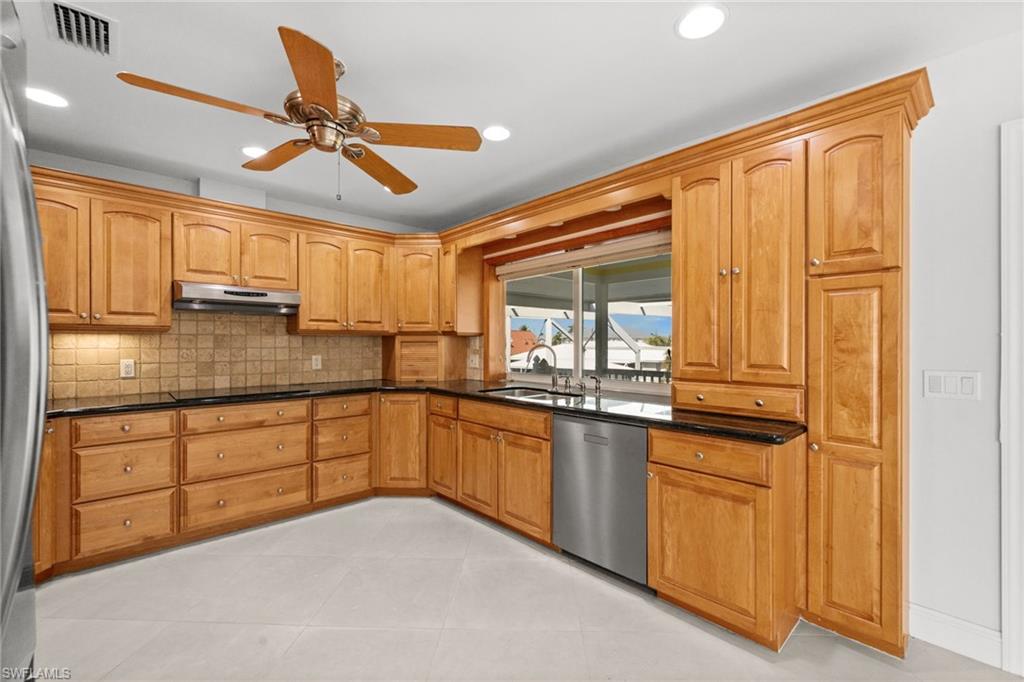 PINE ISLAND SHORES UNIT 11 - Residential