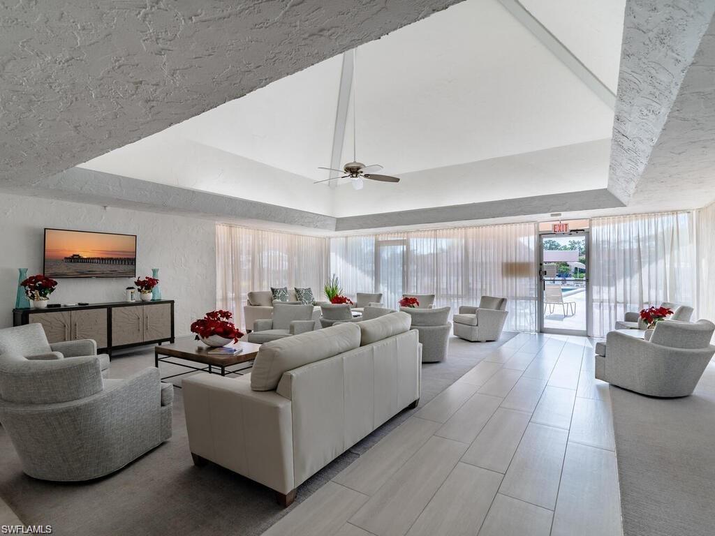 TURTLE LAKE GOLF COLONY - Residential