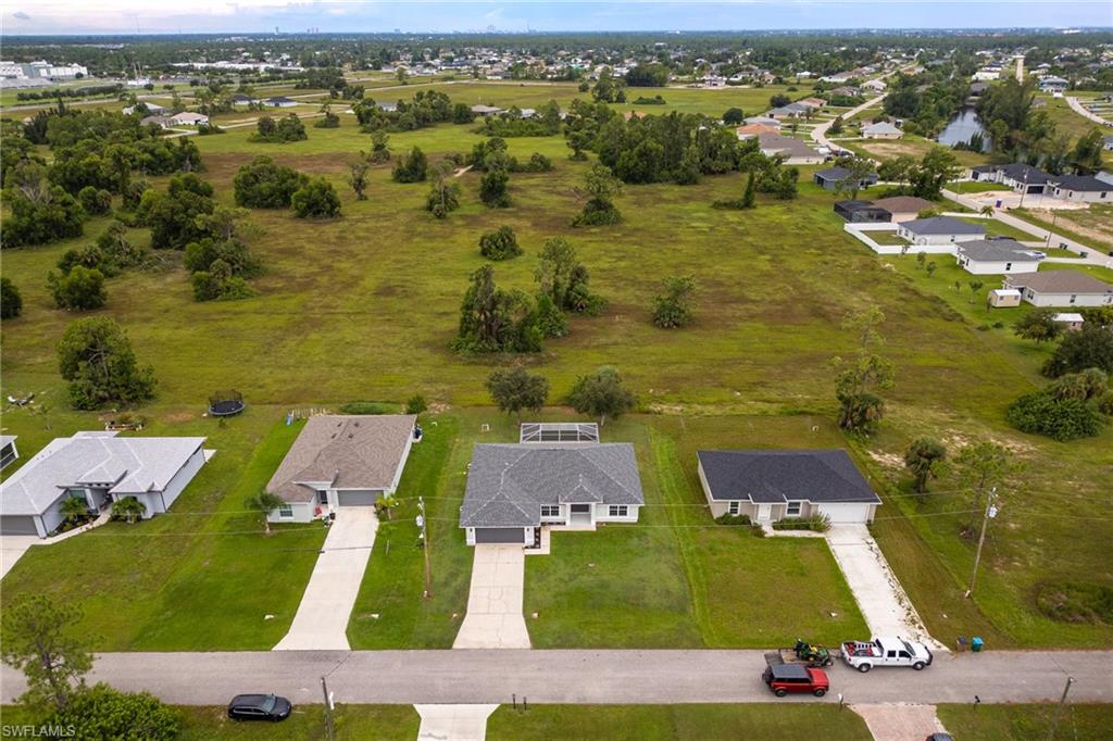 CAPE CORAL - Residential