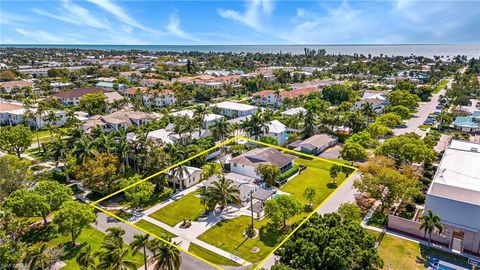 560 9th AVE S NAPLES FL 34102