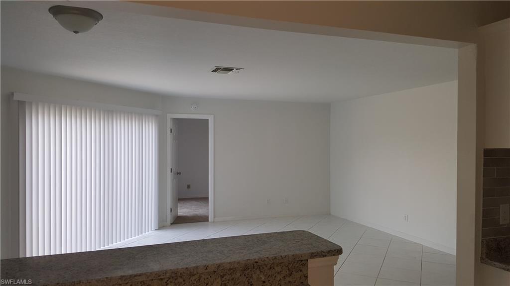 COURTYARDS AT GOLDEN GATE - Residential