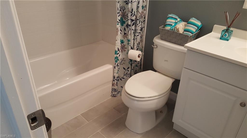 COURTYARDS AT GOLDEN GATE - Residential