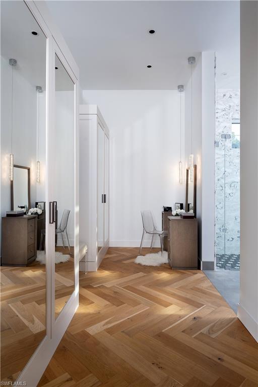 PINE RIDGE - Residential