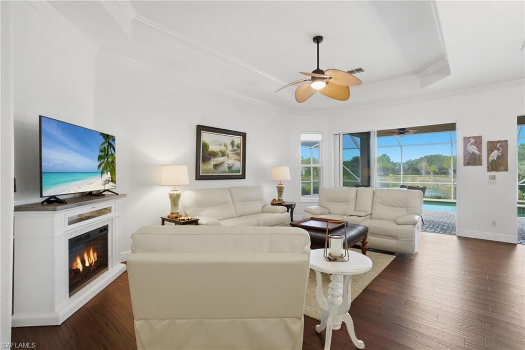 ADDISON RESERVE - Residential