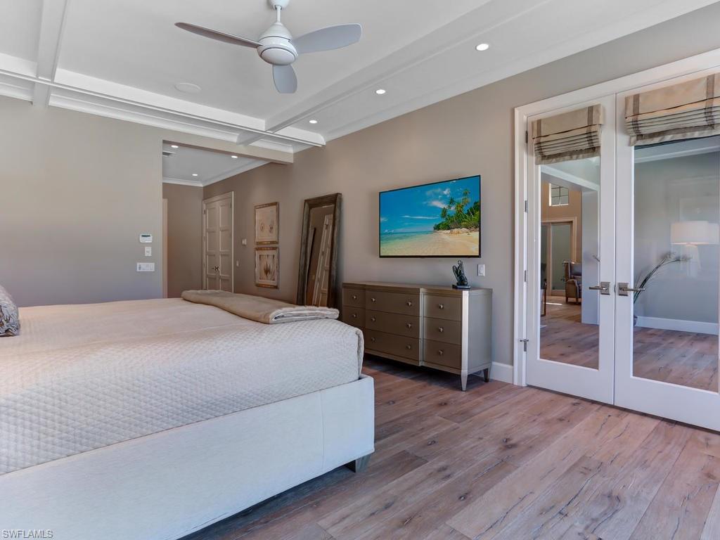 VIZCAYA AT BAY COLONY - Residential