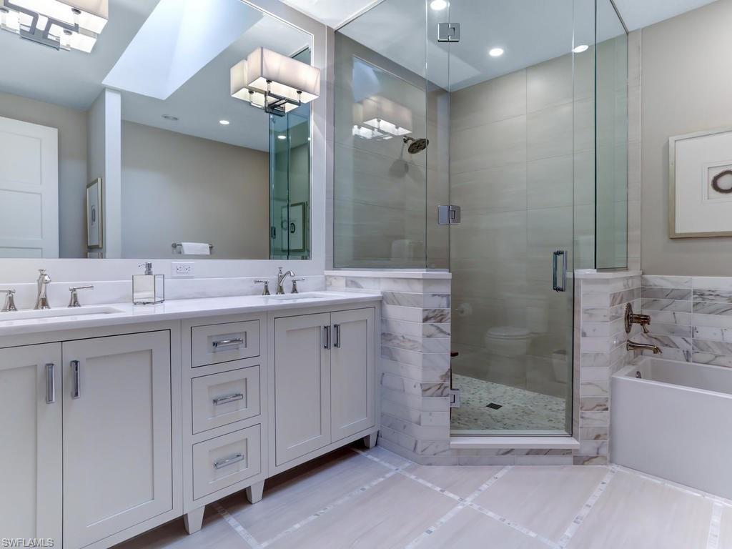 VIZCAYA AT BAY COLONY - Residential