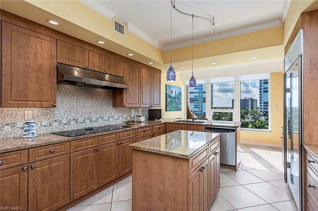 PARK PLAZA - Residential