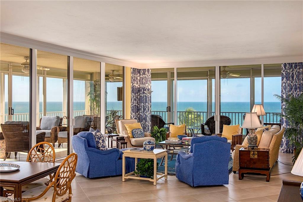 PARK PLAZA - Residential