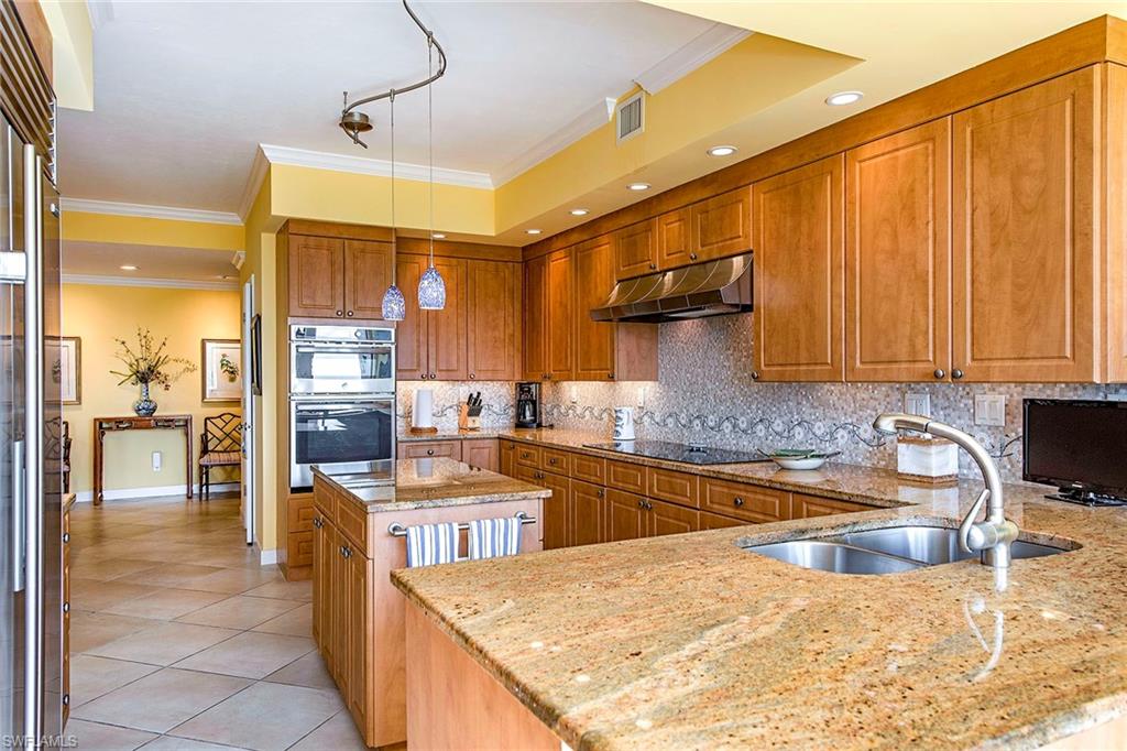 PARK PLAZA - Residential