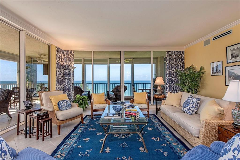 PARK PLAZA - Residential