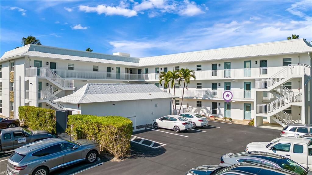 Photo of 1021 3rd ST S #110, NAPLES, FL 34102 (MLS # 225066296)