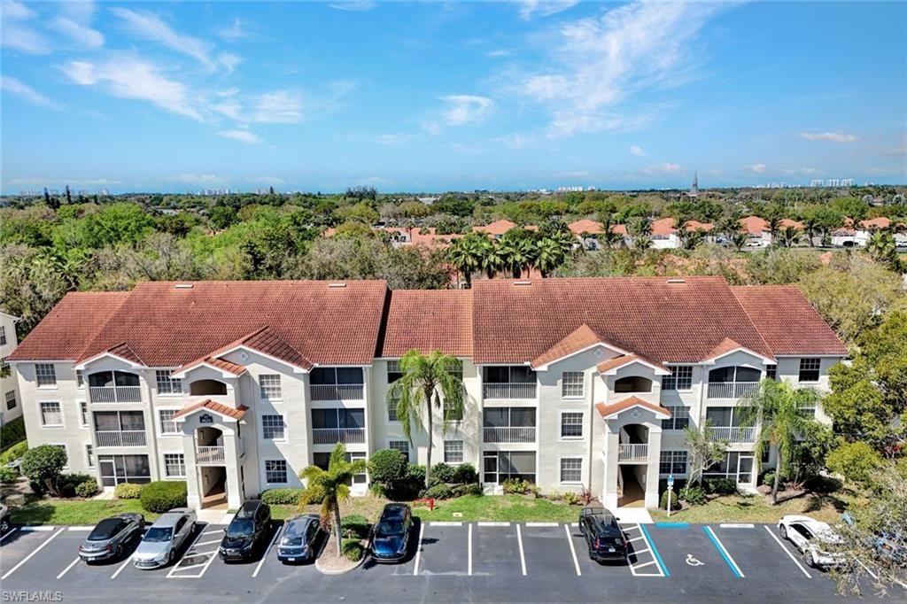 Photo of 4625 Saint Croix LN #1118, NAPLES, FL 34109 (MLS # 226011406)