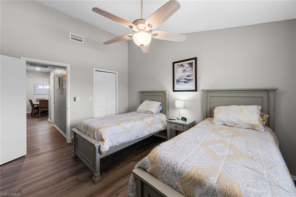 NEWPORT GLEN - Residential