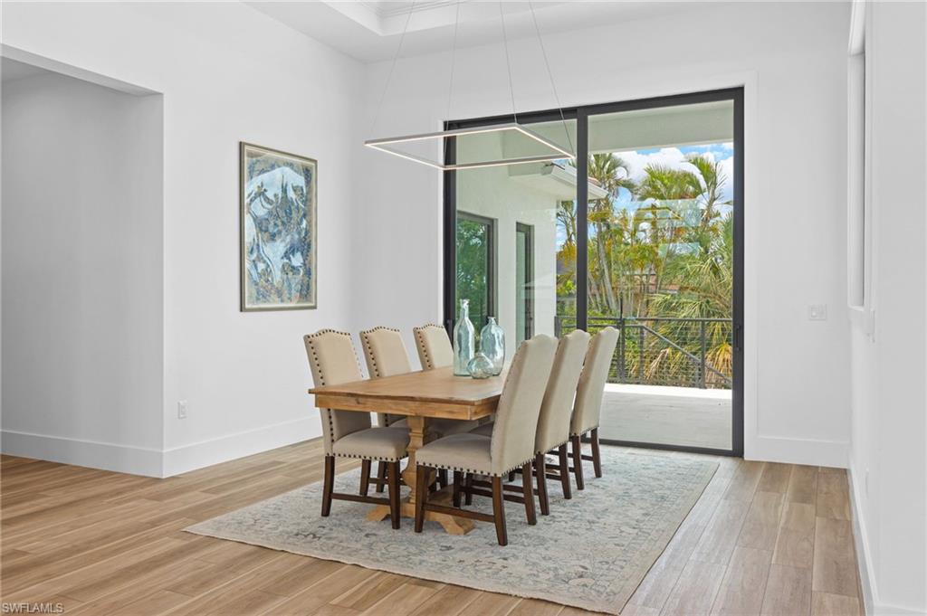 MARCO BEACH - Residential