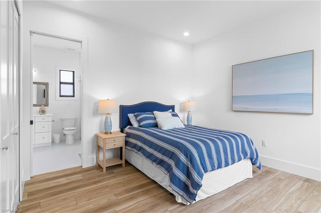 MARCO BEACH - Residential