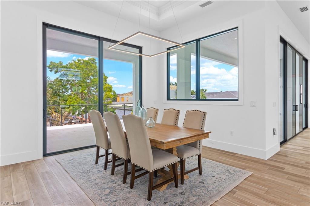 MARCO BEACH - Residential