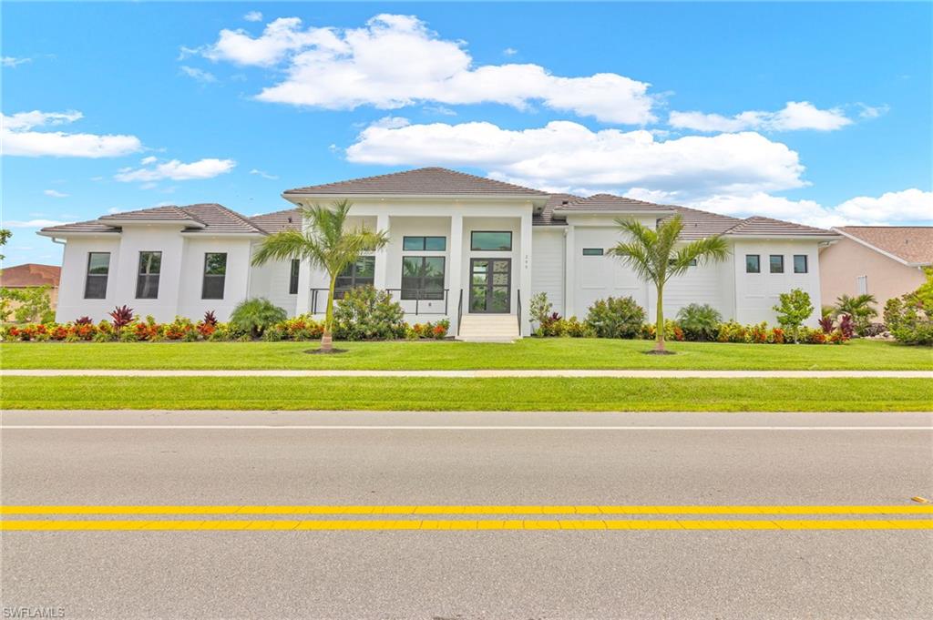 MARCO BEACH - Residential